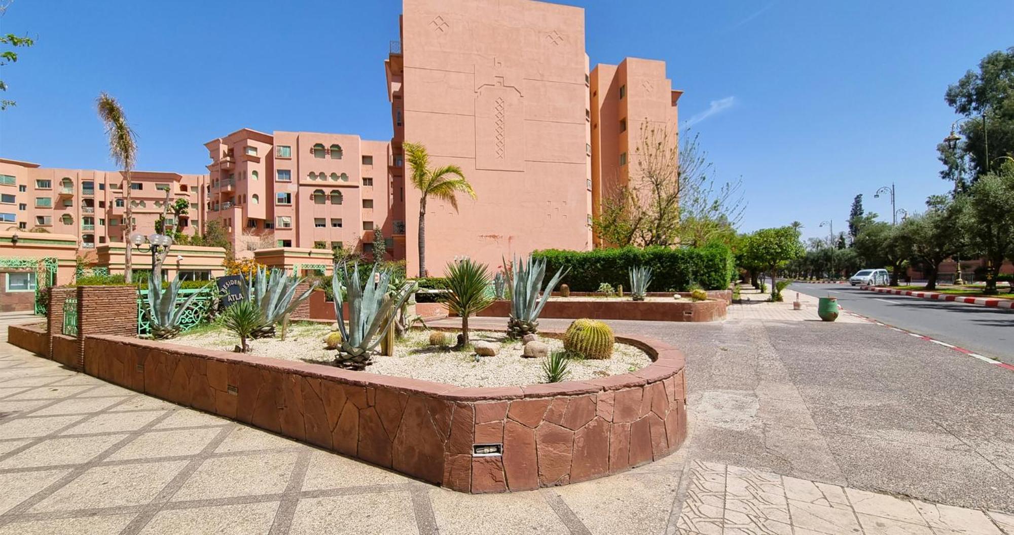 Charming 2-Bed Oasis Pool View Appartement Marrakesh Buitenkant foto