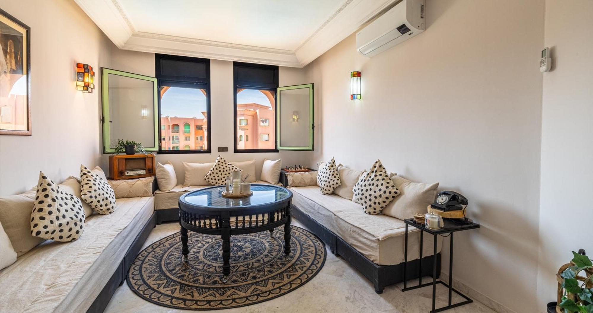 Charming 2-Bed Oasis Pool View Appartement Marrakesh Buitenkant foto