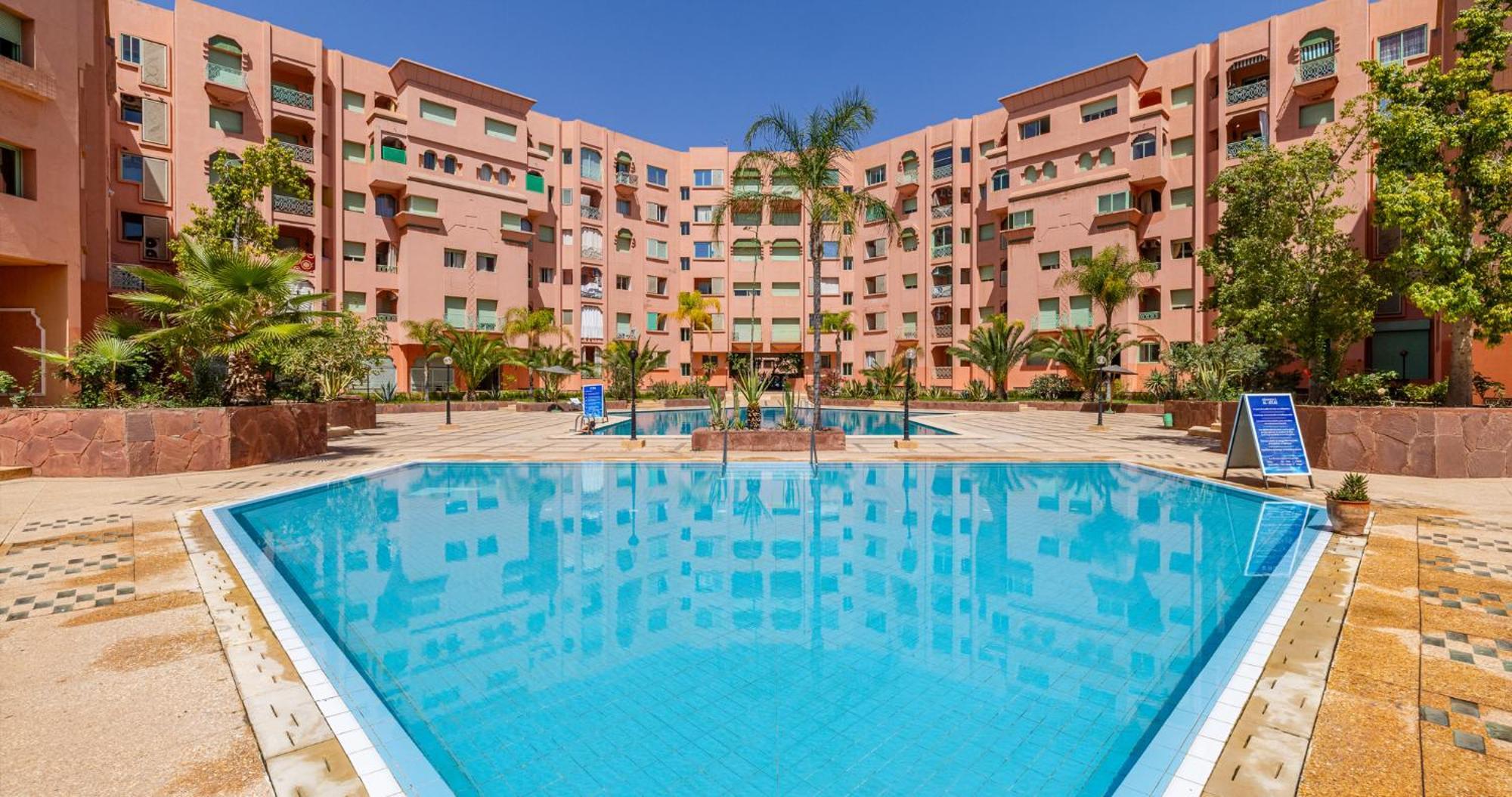 Charming 2-Bed Oasis Pool View Appartement Marrakesh Buitenkant foto